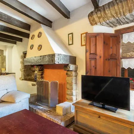 Can Lo 1 Apartment