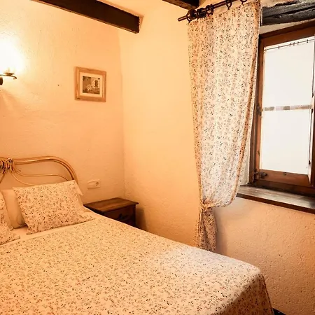 Apartaments Can Lo Rupit * روبيت