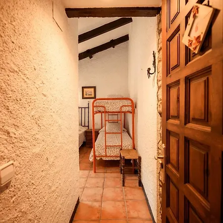 Apartaments Can Lo Rupit شقة روبيت
